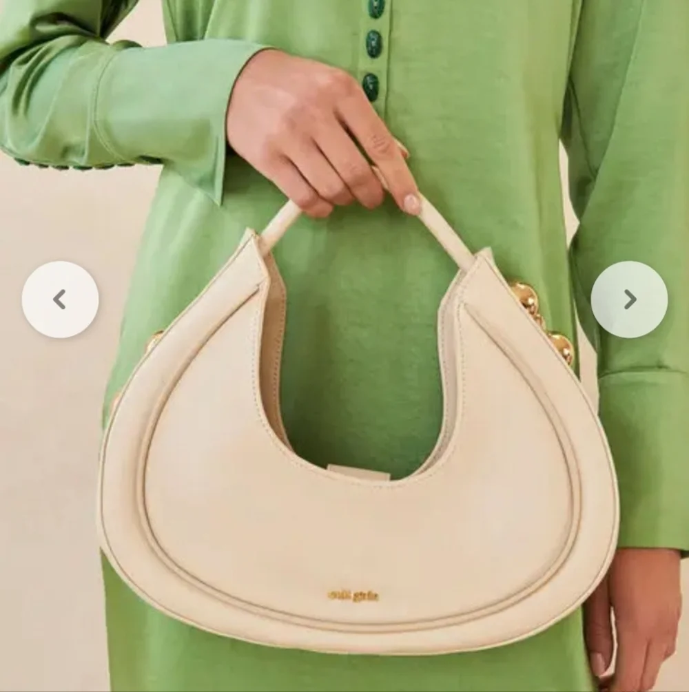 Cult Gaia Zabelle Leather Shoulder Bag  Off-white New With Tags - Picture 2 of 9